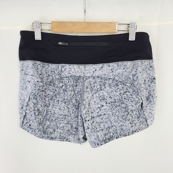 Lululemon Run Times Short II 4" Antiqued Starlight Black size 4 - Picture 2 of 4